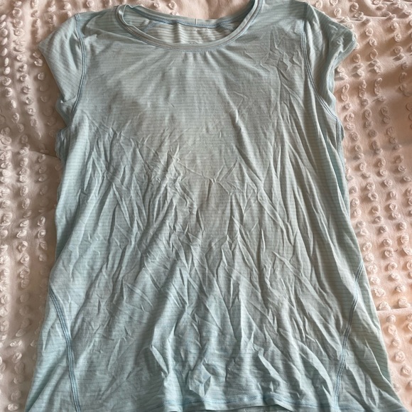 Lulu lemon workout shirt - Picture 1 of 3